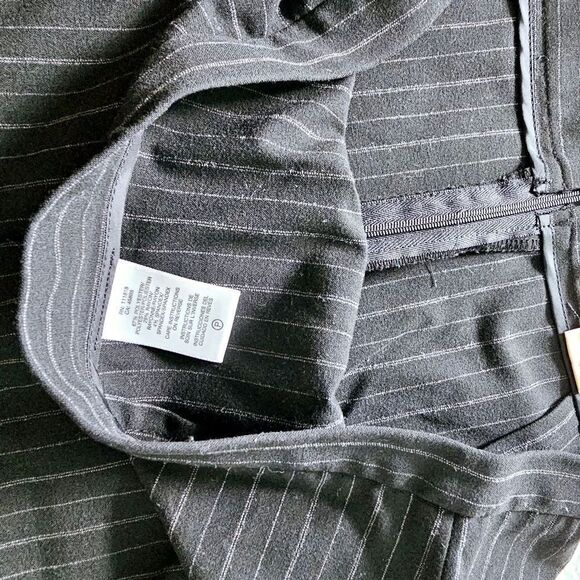 Michael Kors office skirt pinstripe black medium - Picture 6 of 6